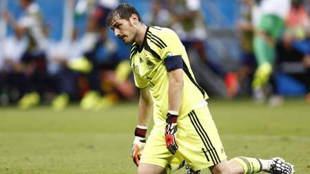 Cổ động viên Tây Ban Nha muốn De Gea thay thế Casillas