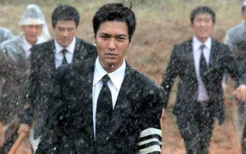 Ngắm Lee Min Ho "ngầu" trong trailer phim mới