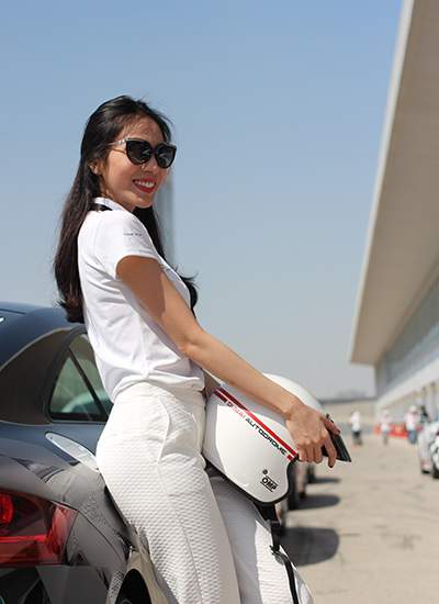 Dàn sao Việt tham quan trường đua F1 4