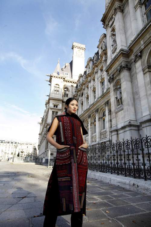 NTK Việt mang áo dài sang kinh đô thời trang Paris 9