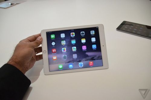 Ảnh thực tế iPad Air 2: Mỏng 6,1 mm, nhận diện vân tay
