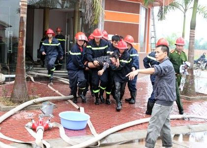 Lạng Sơn: Cháy quán karaoke, 4 người tử vong 2
