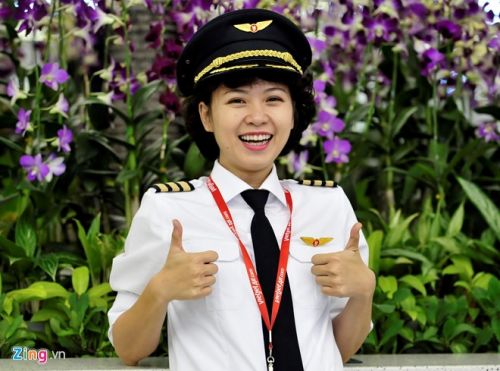 Nữ phi công Việt đầu tiên trong tổ bay Vietjet Air 6