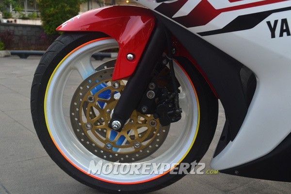 Yamaha R25 lên đĩa đôi, lốp bánh lớn của biker Indonesia 3
