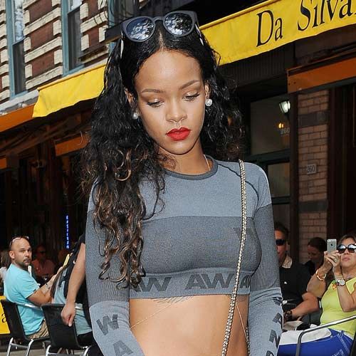 Rihanna bất ngờ mặc đồ H&M hợp tác Alexander Wang 4
