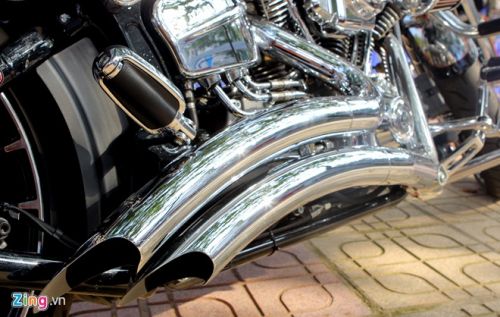 Harley-Davidson với cặp vành độc đáo của biker Hà thành 8