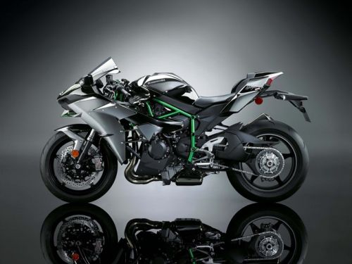 Kawasaki Ninja H2 có sức mạnh từ 197 mã lực, giá 25.000 USD 5