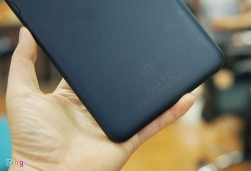 Asus Fonepad 8 - tablet có khả năng gọi điện giá 5 triệu 9