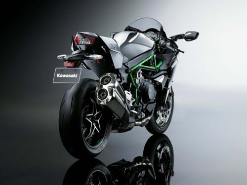 Kawasaki Ninja H2 có sức mạnh từ 197 mã lực, giá 25.000 USD 7