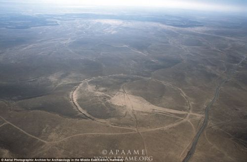 Những vòng tròn đá bí ẩn ở Trung Đông