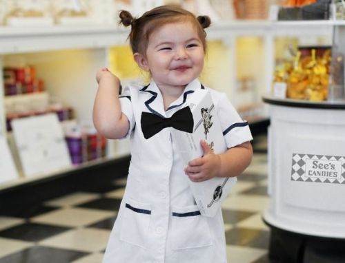 Màn hóa trang của bé gái 2 tuổi khiến dân mạng thích thú 10