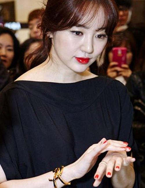 Yoon Eun Hye lộ mặt già nua ngấn mỡ 4