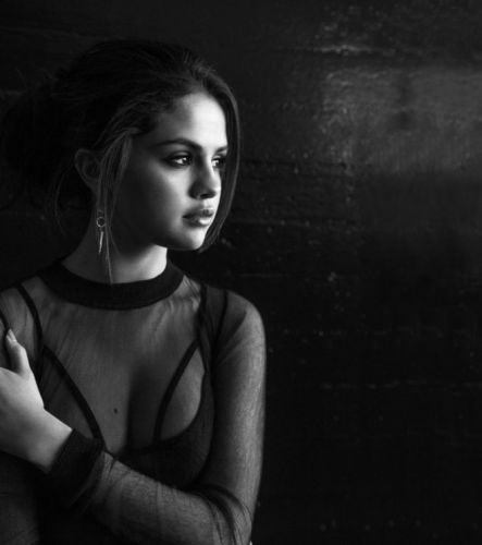 Selena Gomez trưởng thành hơn với đĩa đơn mới 3