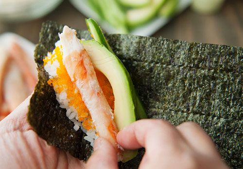 Làm sushi Nhật kiểu mới độc đáo 7