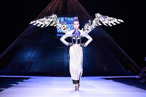 Top 4 show thời trang đáng xem nhất Việt Nam 2014 2