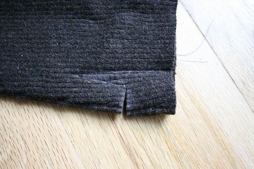 Tự làm găng tay ấm áp tận dụng từ ống tay áo len cũ 2