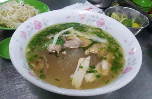 Thưởng thức 3 món ăn nóng hổi nức tiếng tại Sài Gòn