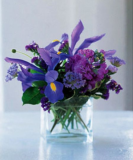 Cách cắm hoa để bàn đẹp trang trí nhà thêm lung linh 9