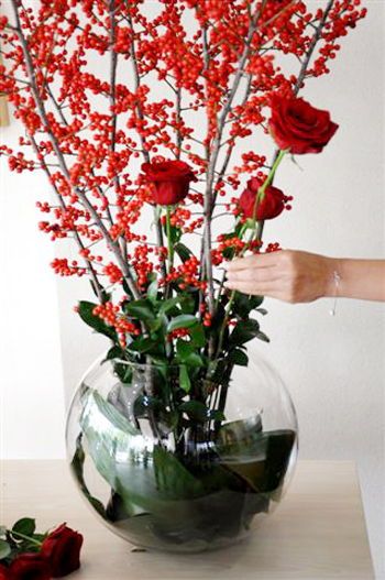 Cách cắm hoa ly ngày Tết cho phòng khách thêm đẹp 4