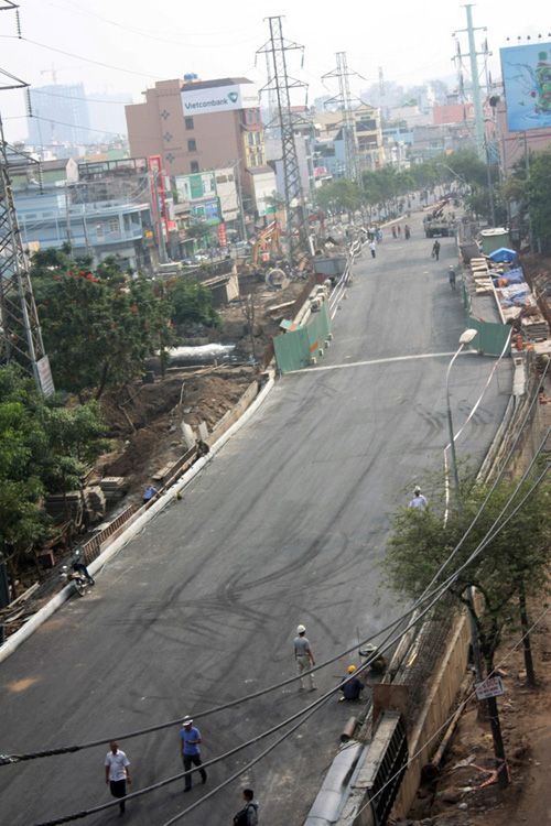 TPHCM: Cầu Ông Buông 2 được thông xe, cảnh kẹt xe sẽ giảm 2