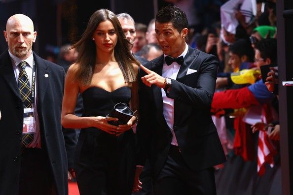 Bạn gái Ronaldo - WAG nóng bỏng nhất ở lễ trao Quả bóng vàng 2