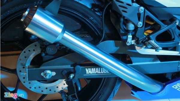 So sánh Exciter 150 độ tiền tỷ và xe đua M1 của Yamaha 8