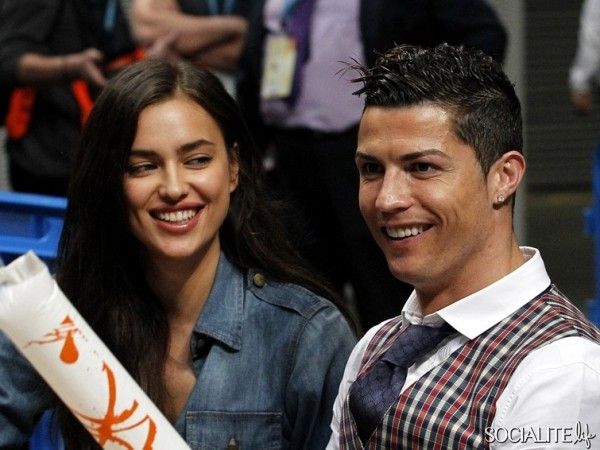 Bạn gái Ronaldo - WAG nóng bỏng nhất ở lễ trao Quả bóng vàng 8