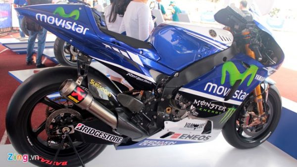 So sánh Exciter 150 độ tiền tỷ và xe đua M1 của Yamaha 21