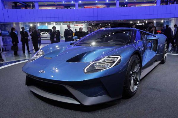 Ford ra mắt siêu xe GT 4