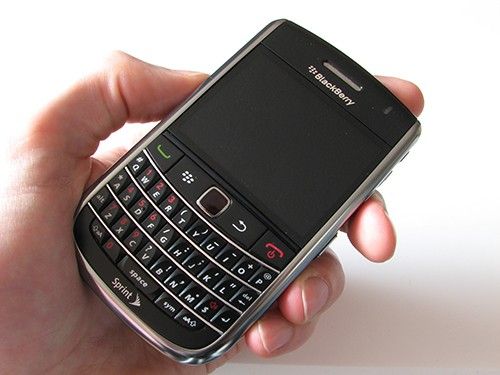 Blackberry 9650 nhập từ Mỹ hút khách