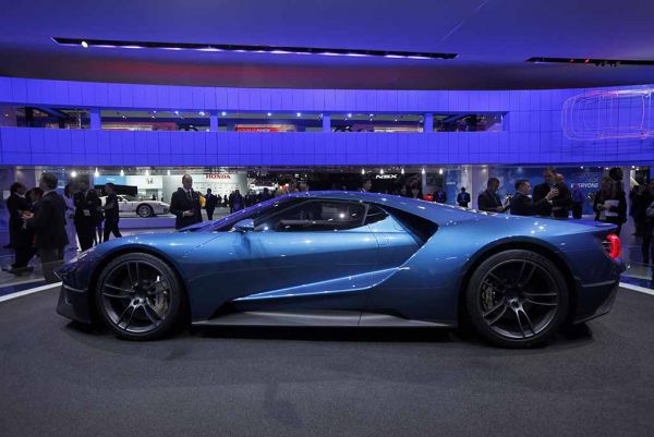 Ford ra mắt siêu xe GT 7