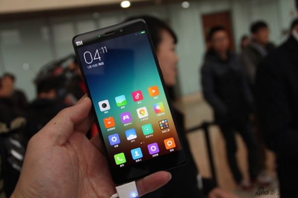 Ảnh thực tế Xiaomi Mi Note giá 370 USD vừa ra mắt 8
