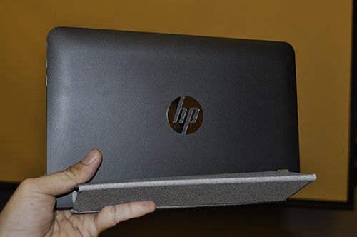 HP giới thiệu máy tính bảng lai laptop Pavilion X2 17