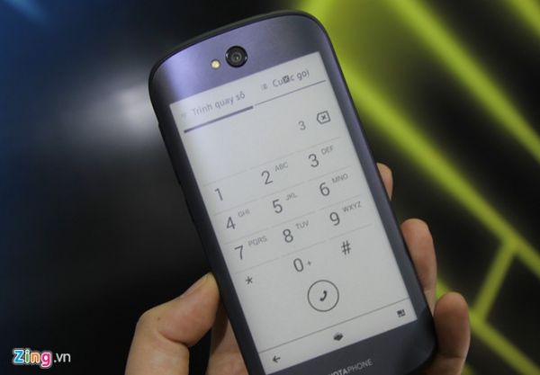 Điện thoại 2 màn hình YotaPhone 2 về VN giá 19 triệu đồng 15