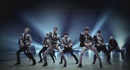 “Tượng đài” Shinhwa sẽ trở lại Kpop với album mới 5