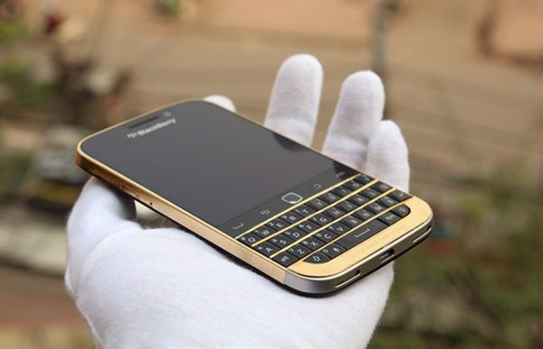 BlackBerry Classic mạ vàng đầu tiên xuất hiện tại Việt Nam 6