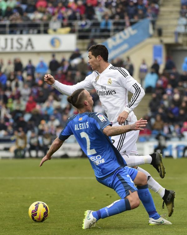 Những khoảnh khắc song tấu Bale-Ronaldo bùng nổ tại Coliseum 4