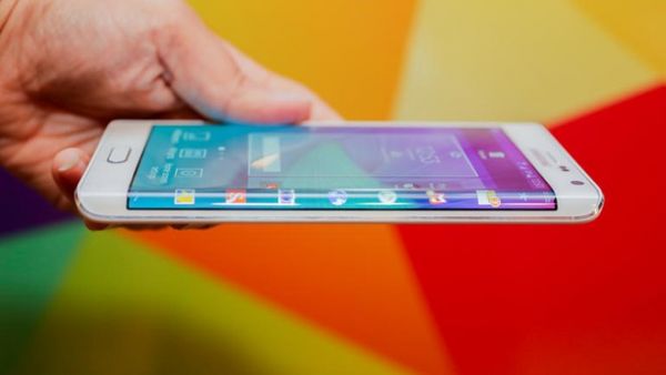 Galaxy S6: Thiết kế kim loại, màn hình cong 5,5 inch 4