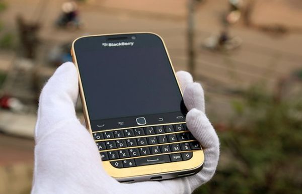 BlackBerry Classic mạ vàng đầu tiên xuất hiện tại Việt Nam 4