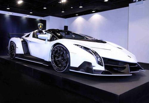 Lamborghini Veneno Roadster đến Hồng Kông 2