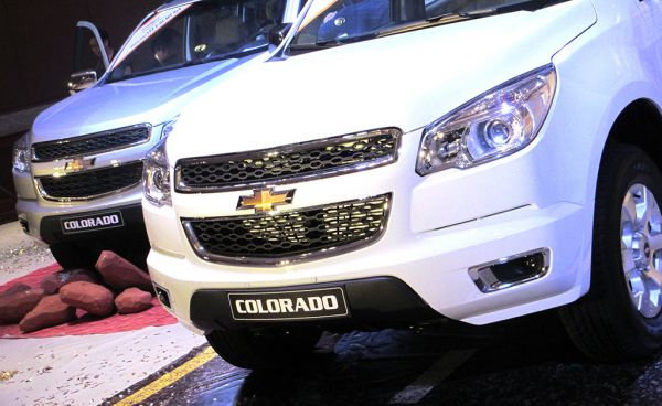 GM Việt Nam ra mắt Colorado mới
