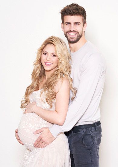 Bà bầu Shakira hạnh phúc bên gia đình 2