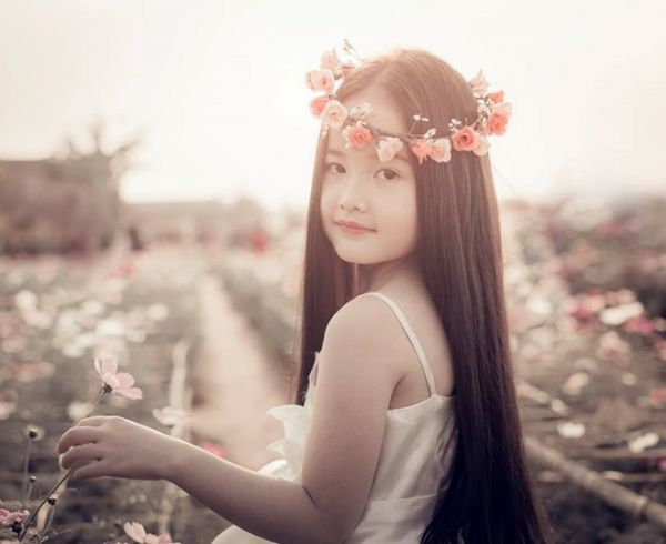Vẻ đẹp tựa thiên thần của cô bé Hà Nội 6 tuổi 5