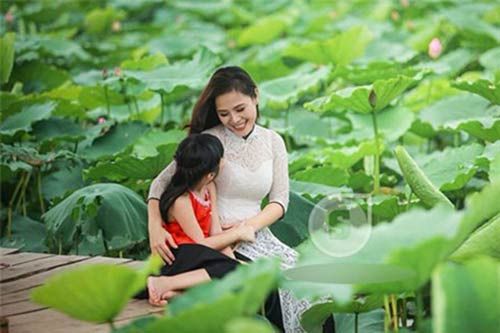 Tiết lộ hình ảnh hiếm hoi về vợ MC Phan Anh 24
