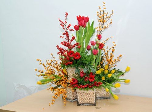 Bộ sưu tập các mẫu cắm hoa ngày Tết đẹp bày nhà 8