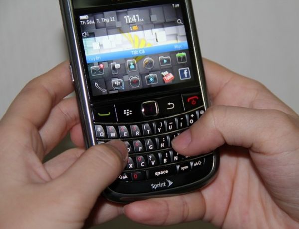 5 ưu điểm của Blackberry 9650 giá 1,3 triệu đồng 5