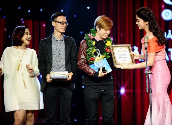 Vũ Cát Tường nhận cơn mưa giải thưởng tại Bài hát Việt 2014 5