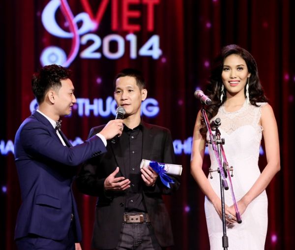 Vũ Cát Tường nhận cơn mưa giải thưởng tại Bài hát Việt 2014 9