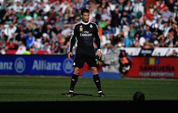 Cordoba 1-2 Real (H2): Ronaldo nhận thẻ đỏ, Bale ghi bàn 6