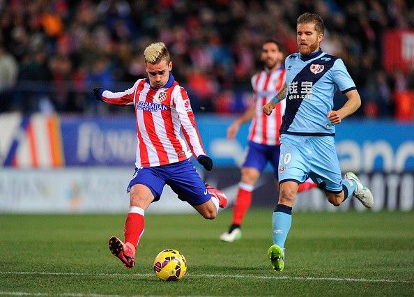 Torres làm loạn hàng thủ Rayo ở trận thắng 3-1 của Atletico 3